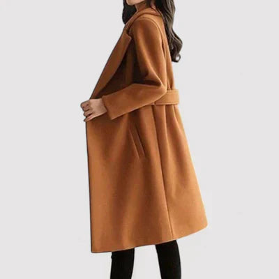 Leila | The Gracefully Belted Coat